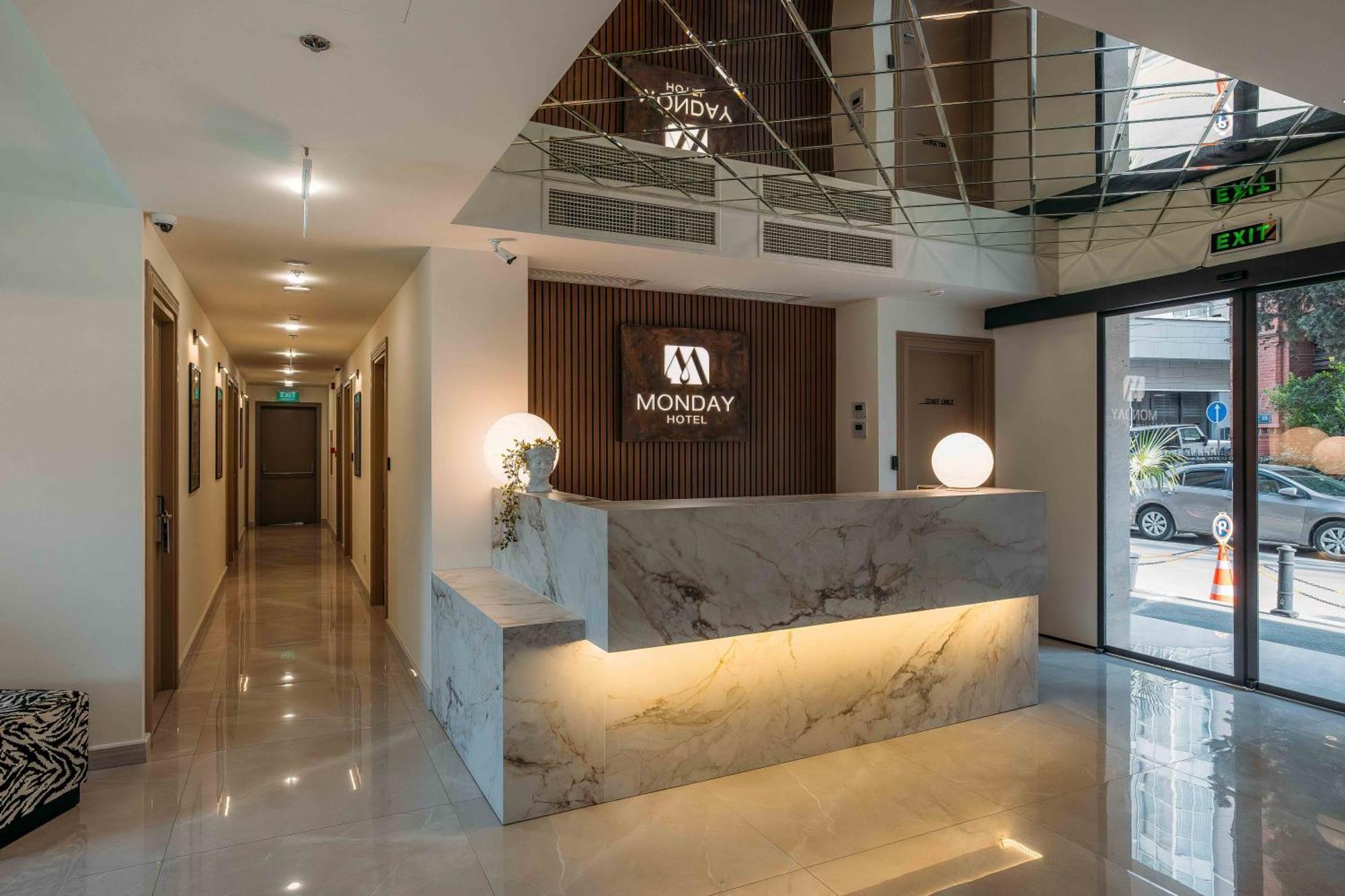 Hotel Monday By Dnt Group Tbilisi Exterior foto